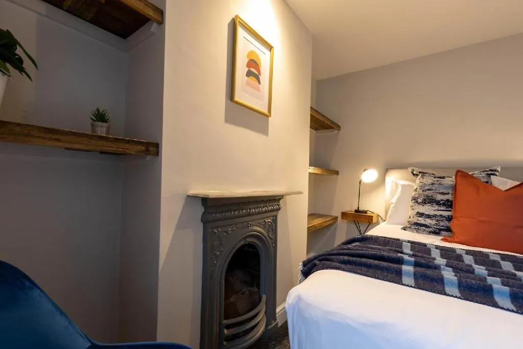 Stylish Stadium Stay, City Centre With Parking Cardiff Apartment