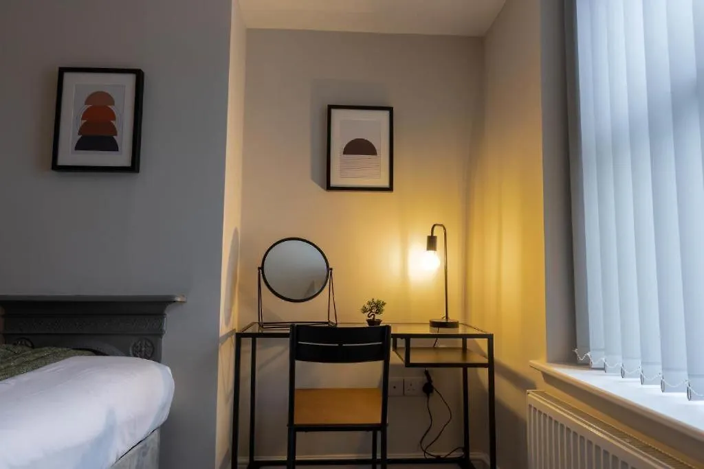 Stylish Stadium Stay, City Centre With Parking Cardiff 0*,