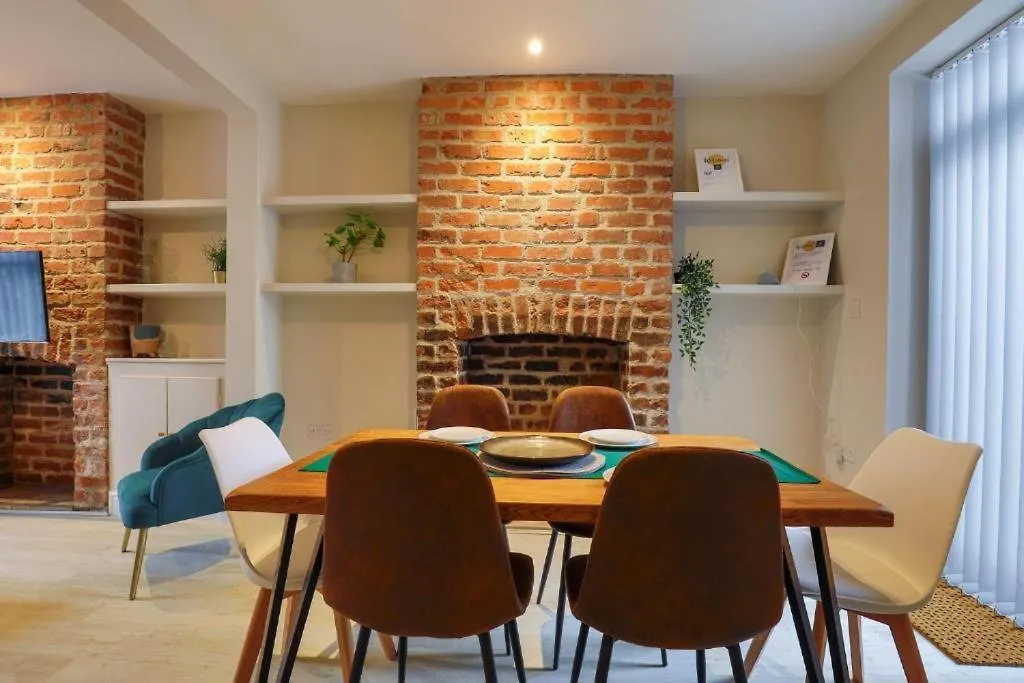 Stylish Stadium Stay, City Centre With Parking Cardiff