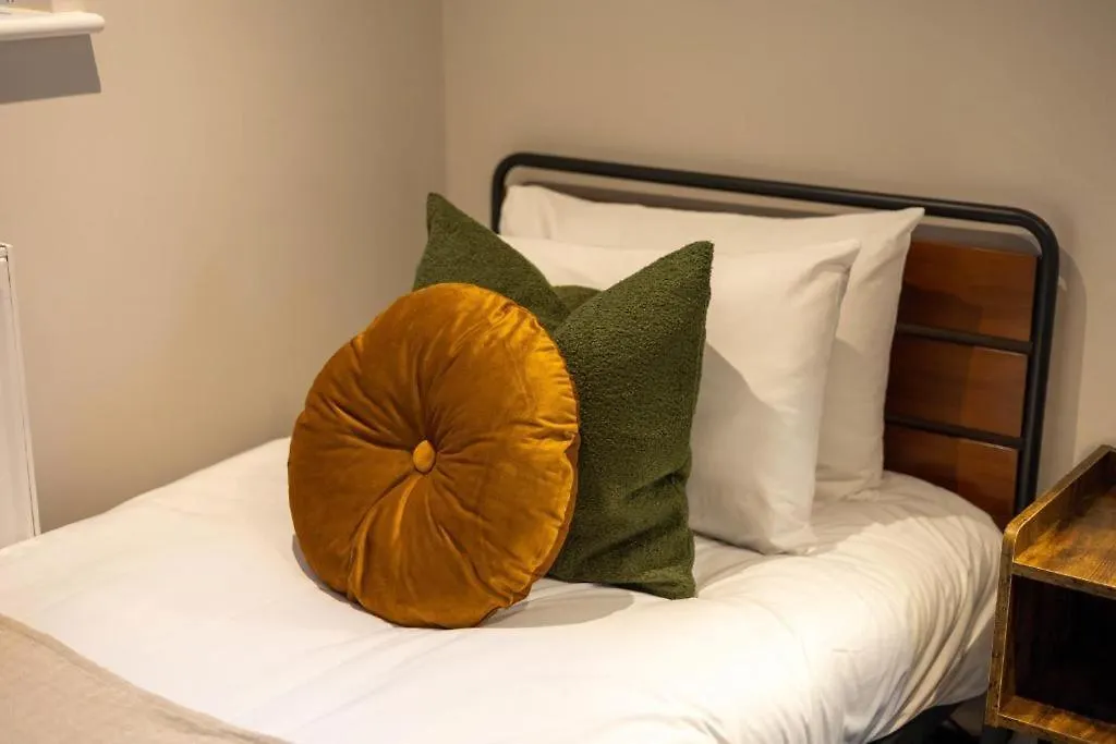 Stylish Stadium Stay, City Centre With Parking Cardiff Apartment